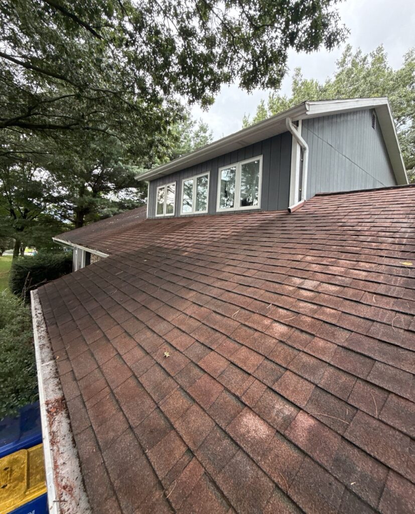 A roof before it was replaced in Mount Joy